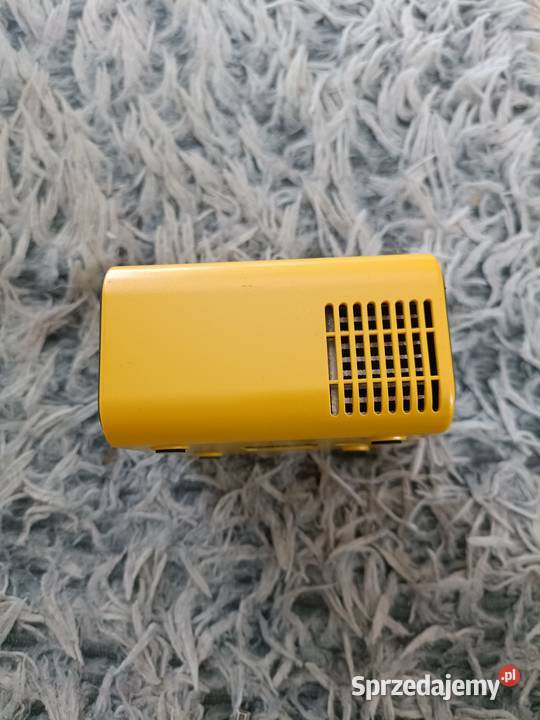 YT500 mini projektor LED przenośny FULL HD