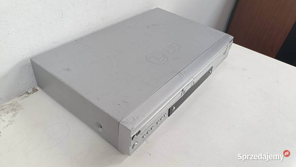 G V8706 Odtwarzacz Combo bez pilota Poznań