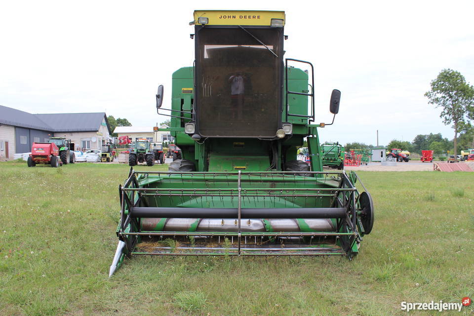 John Deere 1042 kombajn zbożowy Sokoły