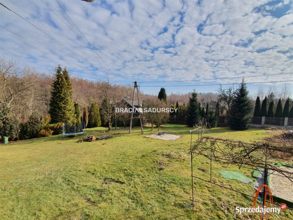 Dom wolnostojący 9891m2 Zelków