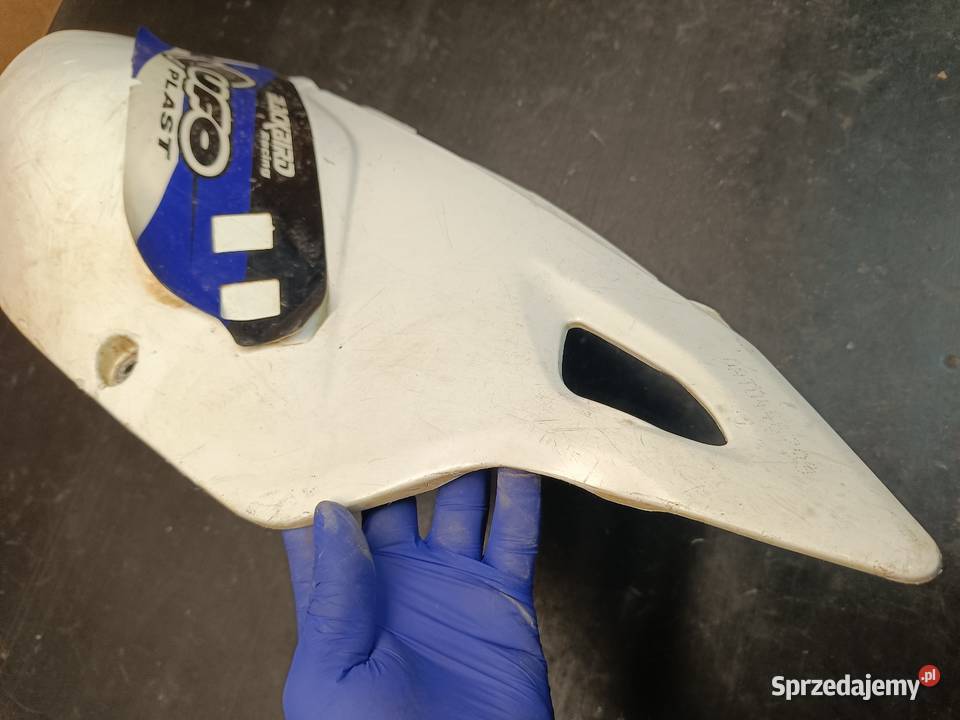 Owiewka osłona plastik boczek tył części Suzuki