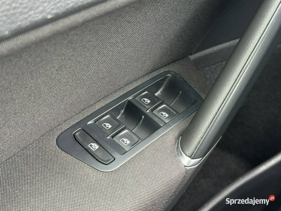 Volkswagen Golf 16 TDi DSG Comfortline 2018r