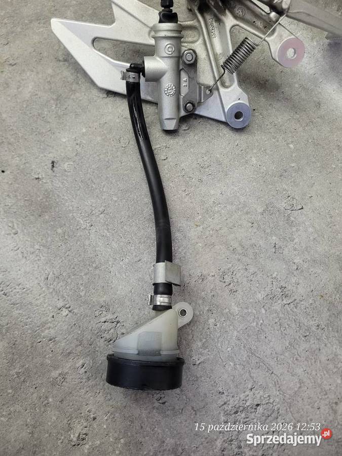 BMW S 1000 R S1000R K47 OEM PODNÓŻEK PRAWY SET Nowy Tomyśl