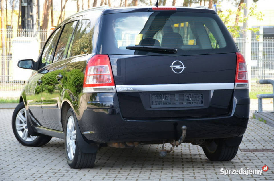 Opel Zafira Czarna Cosmo Opłacona 18i Lift czujnik deszczu Kutno