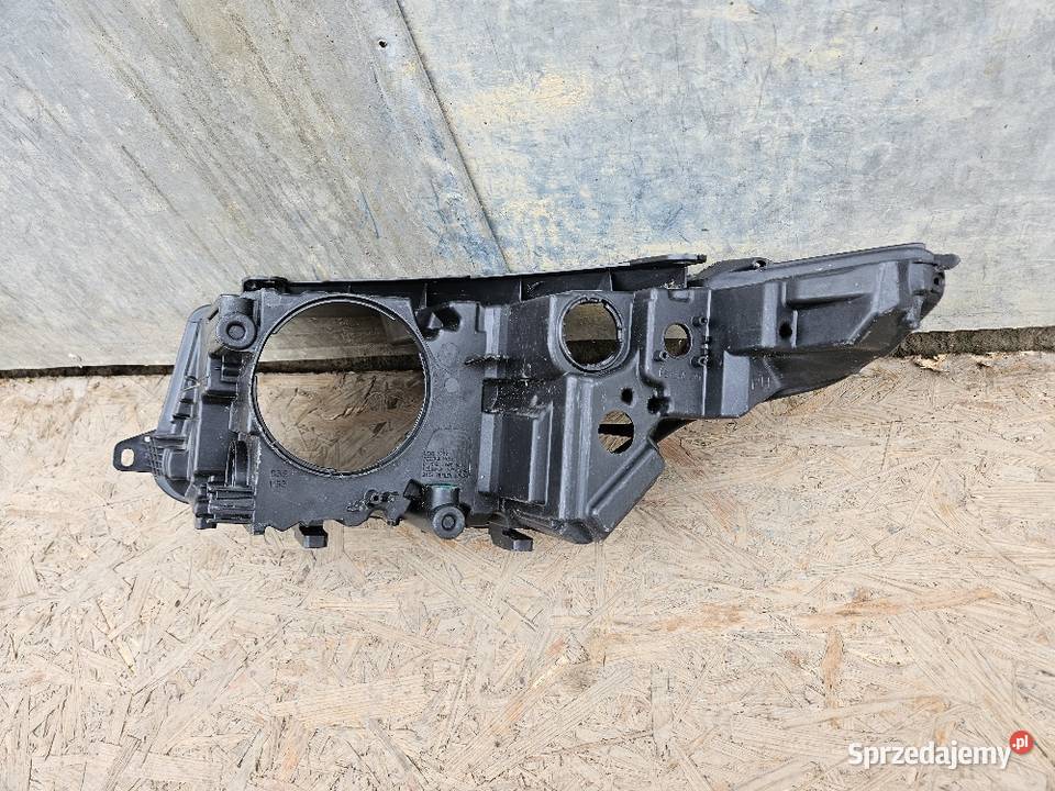 LAND ROVER EVOQUE PUSZKA LAMPY PRAWA XENON wielkopolskie Międzychód sprzedam