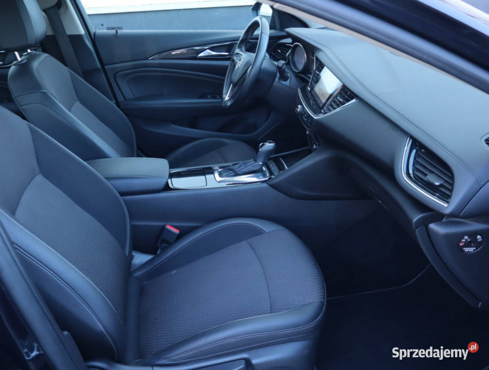 Opel Insignia 15 Turbo światła do jazdy dziennej Łódź sprzedam