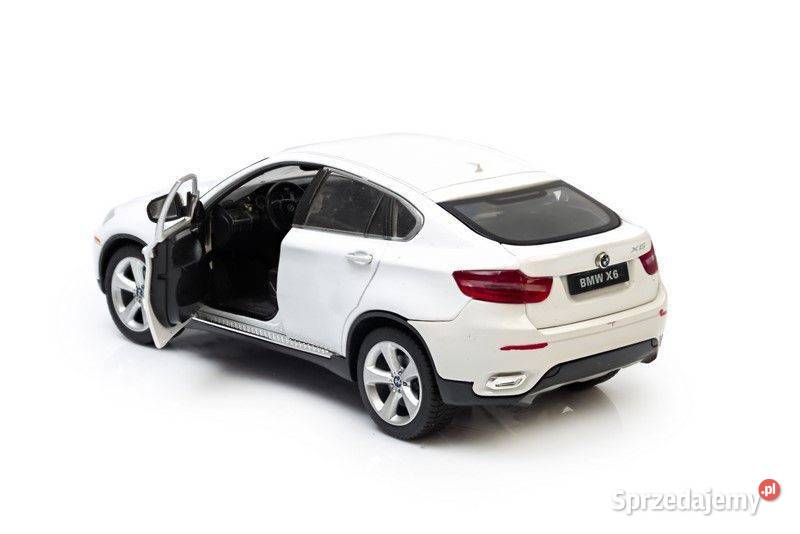 BMW X6 41500 124 biały Poznań