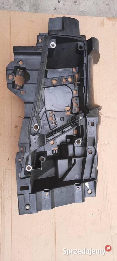 Obudowa Mocowanie Lampy VOLVO FH Lewa lampy przednie świętokrzyskie Staszów