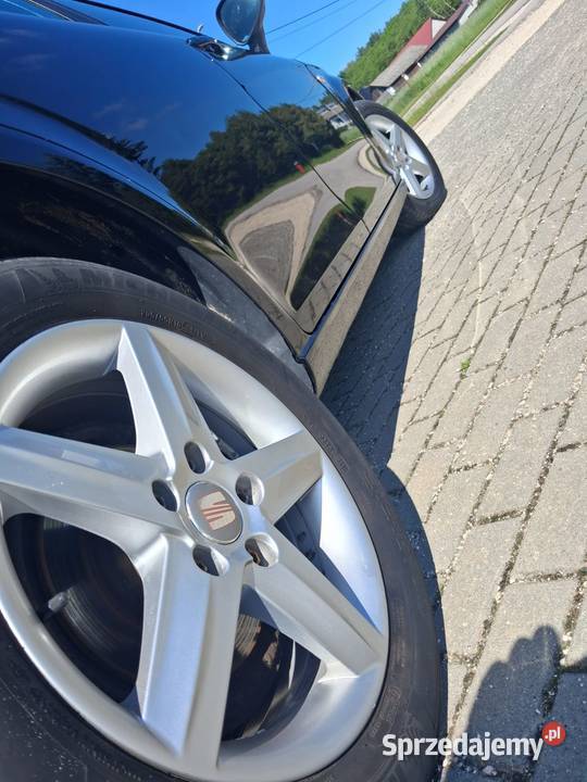 Seat Leon II Lift 2011r 12 TSI bez wkładu świętokrzyskie