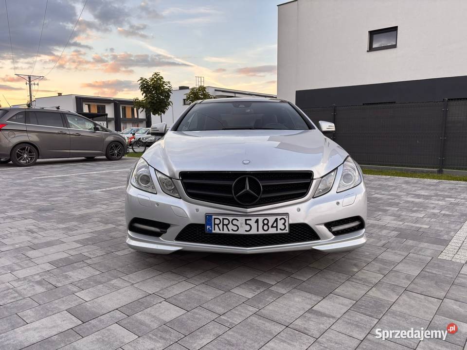 MercedesBenz Klasa E W207 C207 e350 v6 Mała