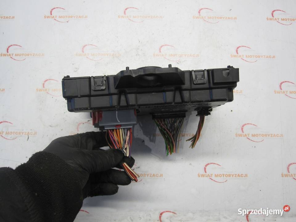 RENAULT MASTER III 14r moduł BCM 284B10516R