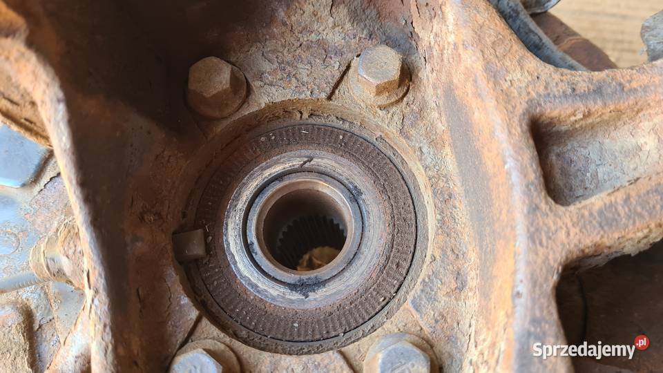 Subaru Forester 3 SH piasta zwrotnica