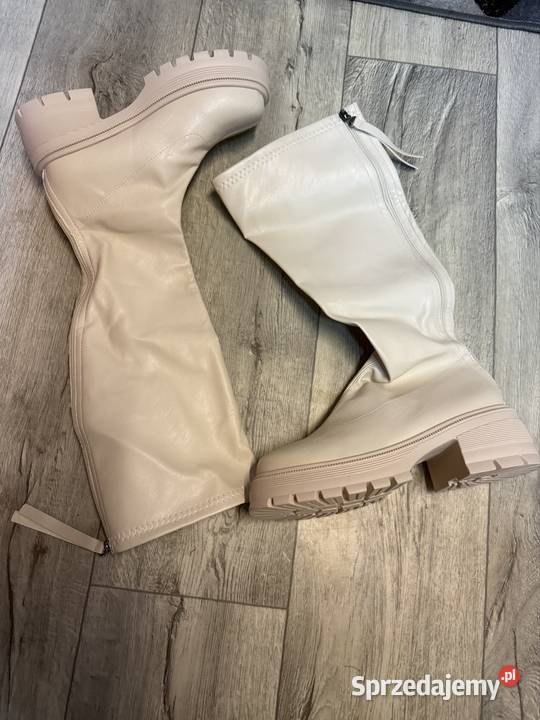 4041 Traperowe kozaki na platformie na szeroką brązowy/beżowy