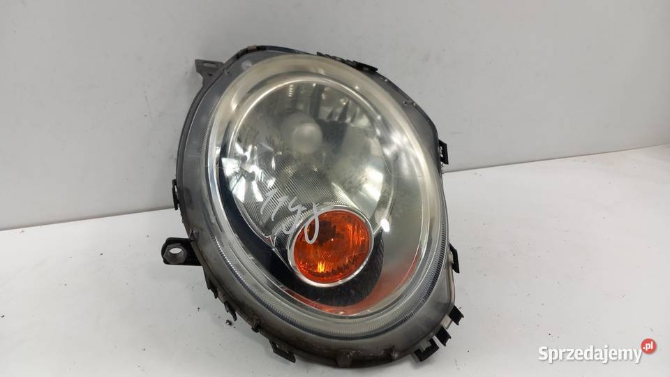 MINI COOPER R56 LAMPA PRZÓD PRAWA Zbierkowo
