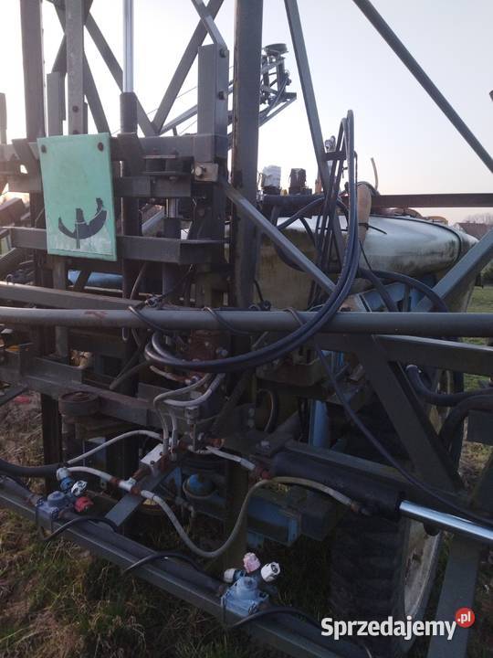 Opryskiwacz tecnoma 2000l pilmet podnoszony Zaczepiane Środa Śląska sprzedam