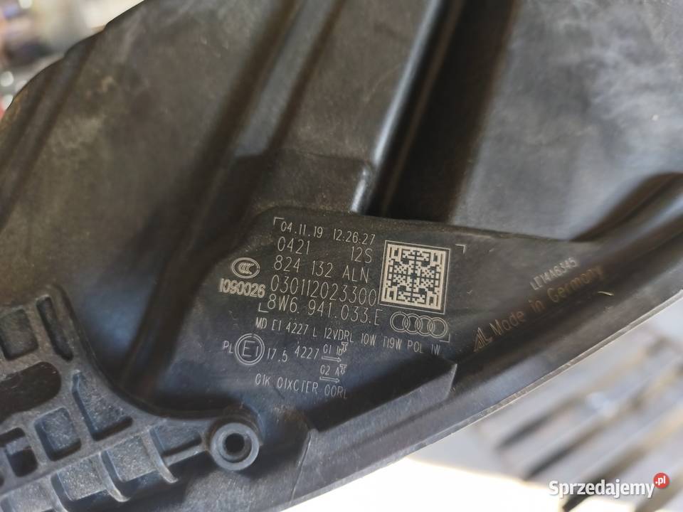 Puszka lewej lampy Audi A5 F5 8W6 941 033 E FULL Wadowice sprzedam