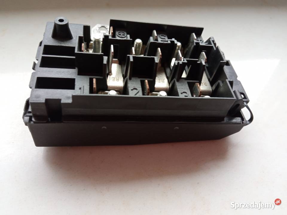 Gniazdo przyłączeniowe płyty grzejnej Warszawa