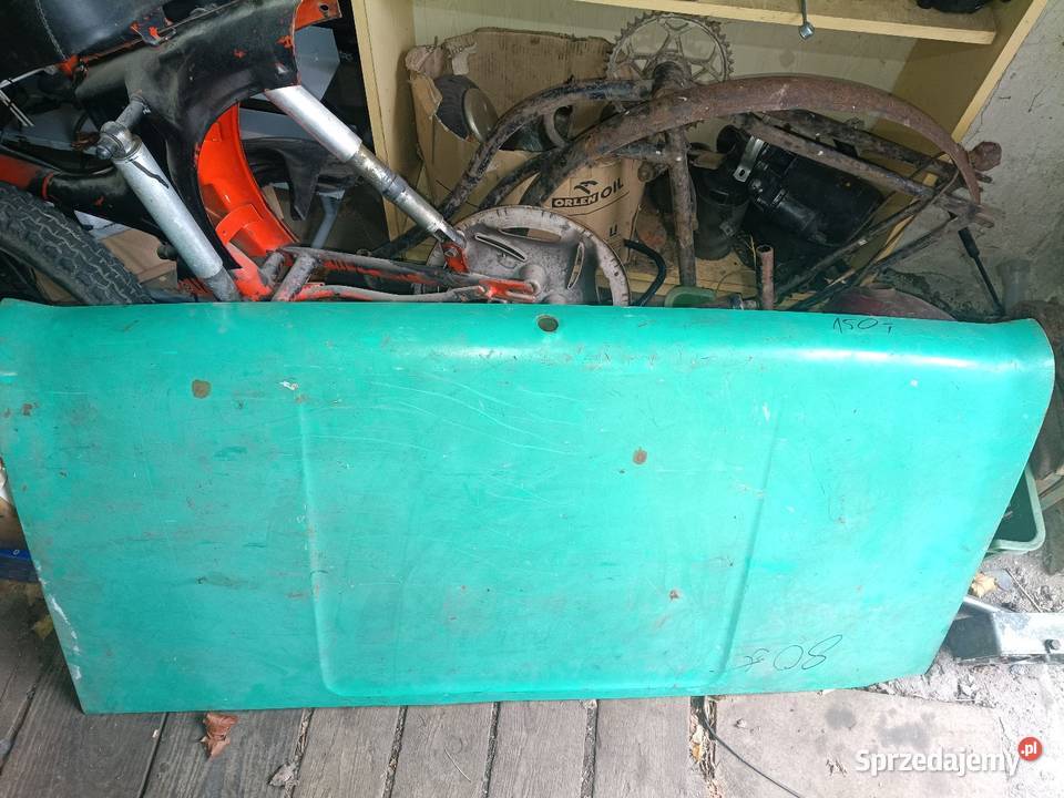 Klapa bagażnika duży fiat 125p otwór na zamek