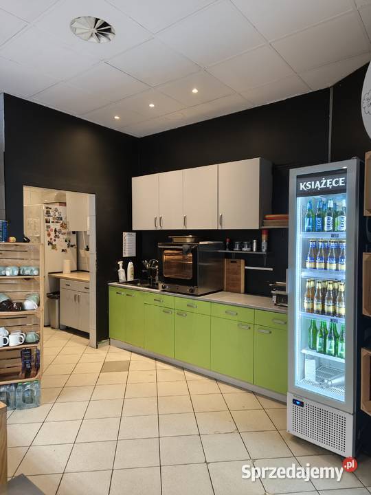 Odstąpię działający lokal gastronomiczny na