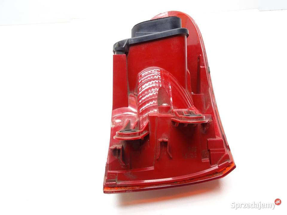 LAMPA PRAWY TYŁ PRAWA TYLNA 5N0945096Q VW TIGUAN