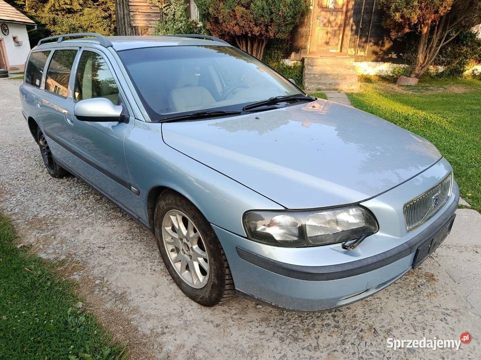 Volvo V70 24T kod lakieru 44446 Olchowa sprzedam
