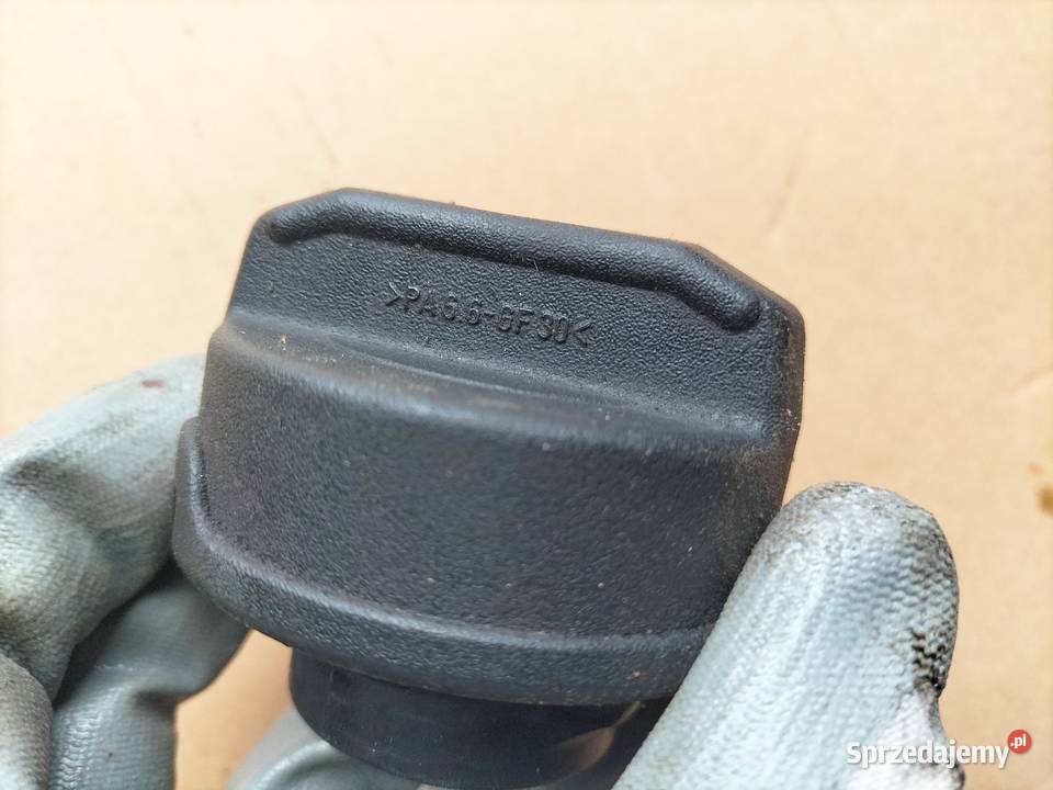 Audi 80B4 80 B4 19 TD TDI KOREK ZBIORNIKA PALIWA Kamień-Kolonia sprzedam