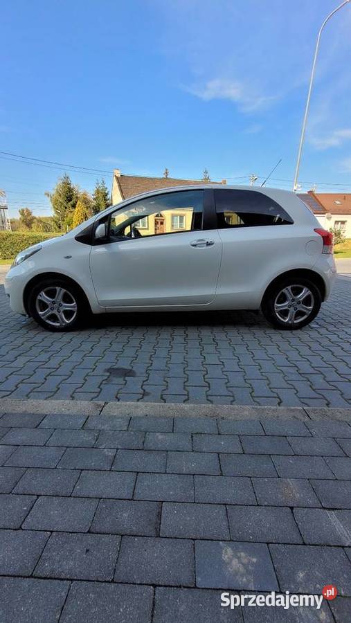 Toyota Yaris 133 VVTI 992011 R106 Skawina