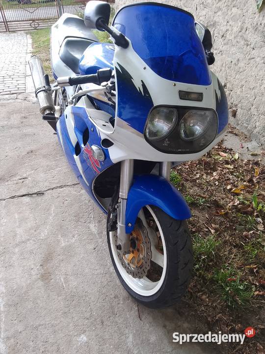 Suzuki GSXR 1100 92r w całości na części Sandomierz