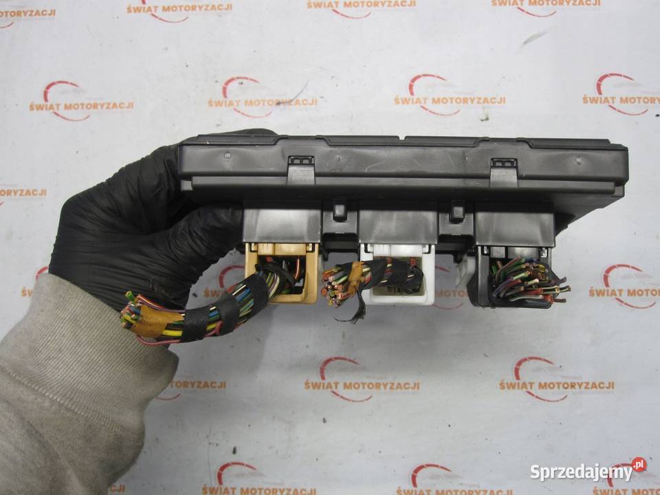 VOLKSWAGEN TIGUAN I 10r sterownik komfortu BCM Komputery Części samochodowe Kielce