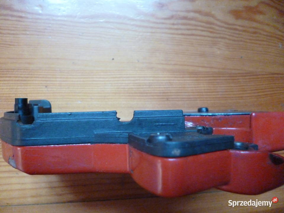 Piła spalinowa Jonsered 2145 2150 Turbo osłona