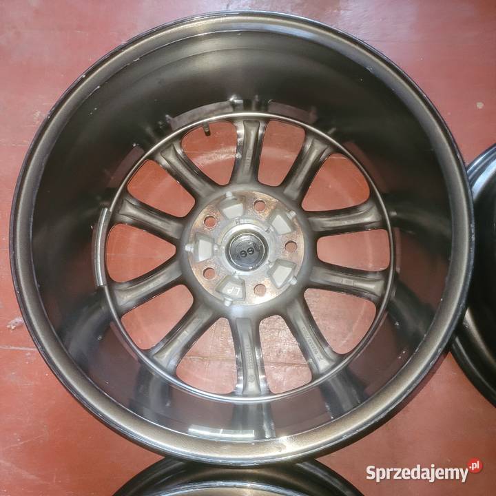 Felgi Jeep Grand Cherokee WK2 18X80J 5x127 Jeep OE Góra Świętej Małgorzaty