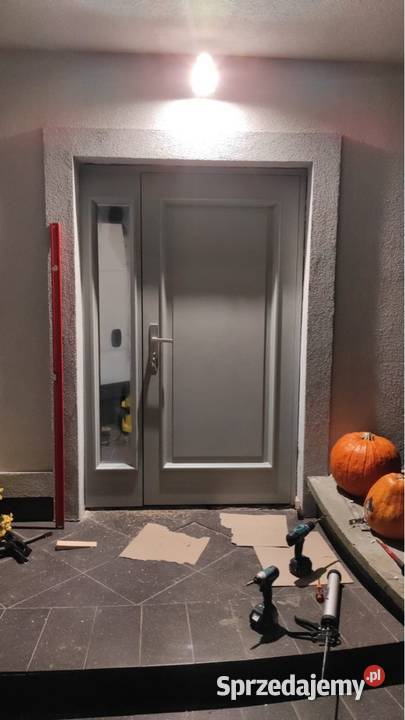 Drzwi drewniane zewnętrzne