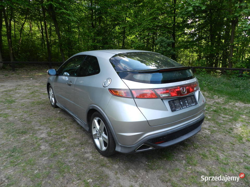 Honda Civic VIII śliczne UFO 18 TYPES wielkopolskie
