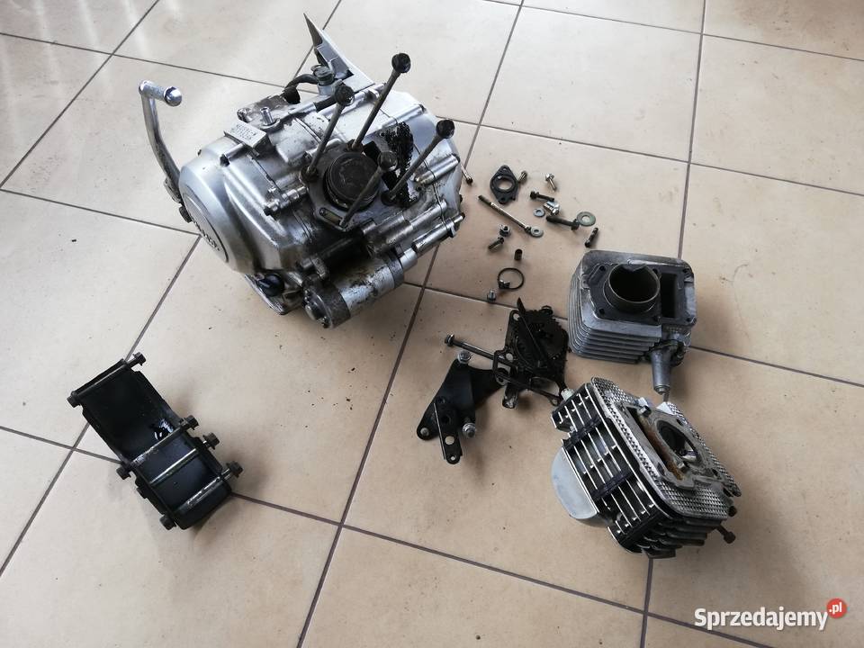 Yamaha YBR 125 silnik motor zapłon sprzęgło Silniki i osprzęt Sieciechów