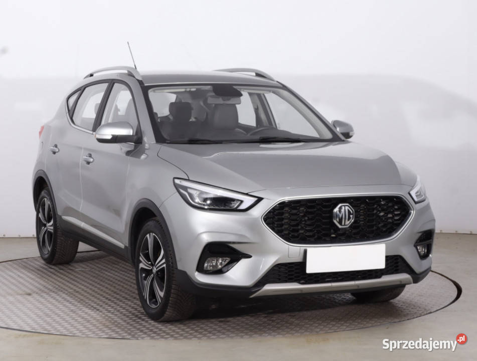 MG ZS SUV 15