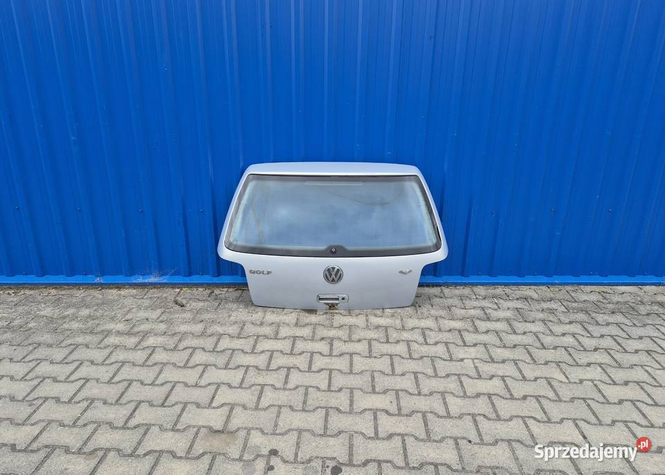 KLAPA BAGAŻNIKA Z PRZEZNACZENIEM NA SZYBĘ VW Klapy bagażnika Działoszyce sprzedam