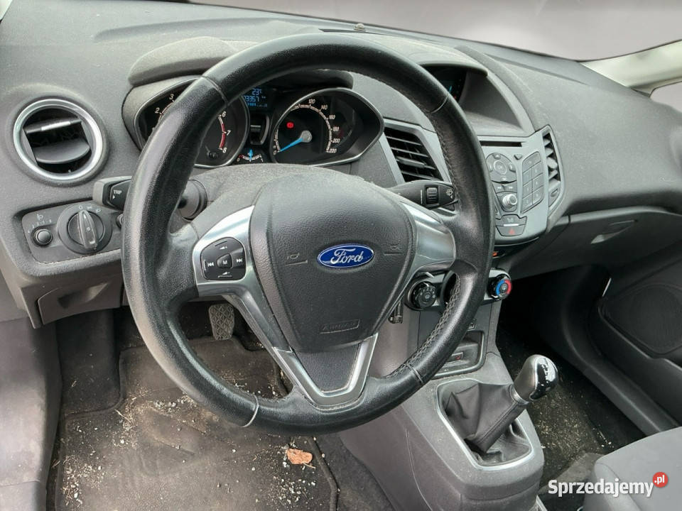 Ford Fiesta niski przebiegSilnik MPIGrzane Przyszowice sprzedam