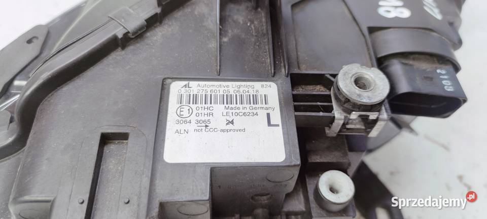 REFLEKTOR LEWY AUDI A4 B8 LIFT UK 8K0941003M Przystajń