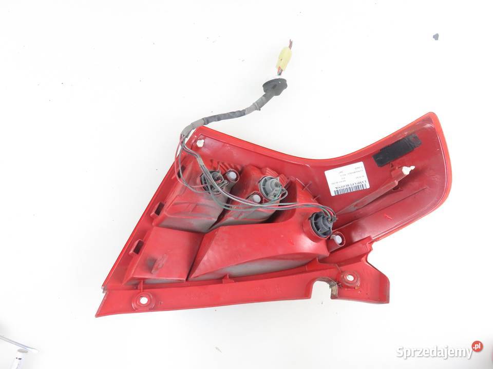 LAMPA PRAWA TYLNA SUZUKI SWIFT III osobowe małopolskie