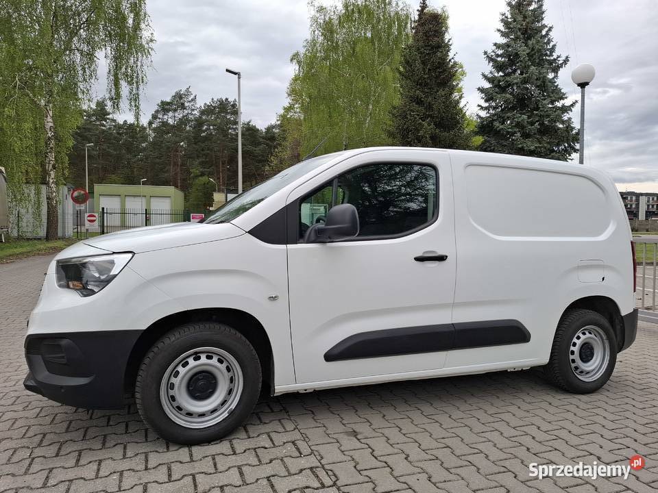 Opel Combo 15 CDTi Opel Polska bezwypadkowy 102KM Namysłów