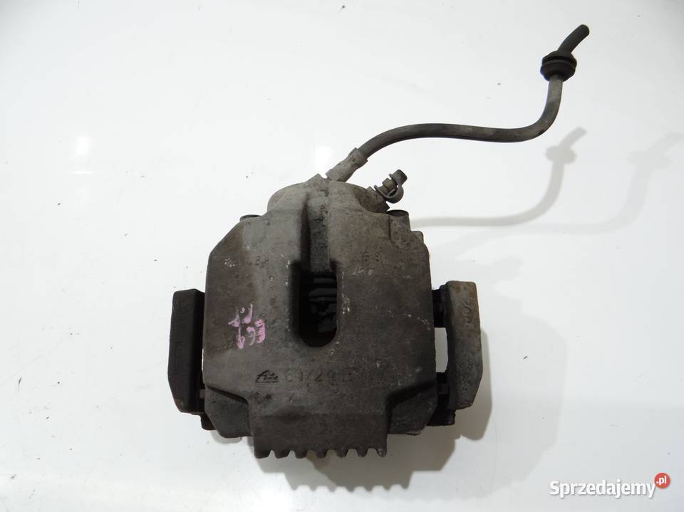 ZACISK HAMULCOWY PRAWY PRZÓD BMW E60 E61 N47 Strzyżewice