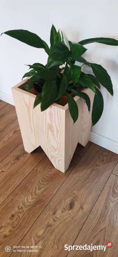 Donica drewniana stojak na kwiaty Pozostałe Zduńska Wola