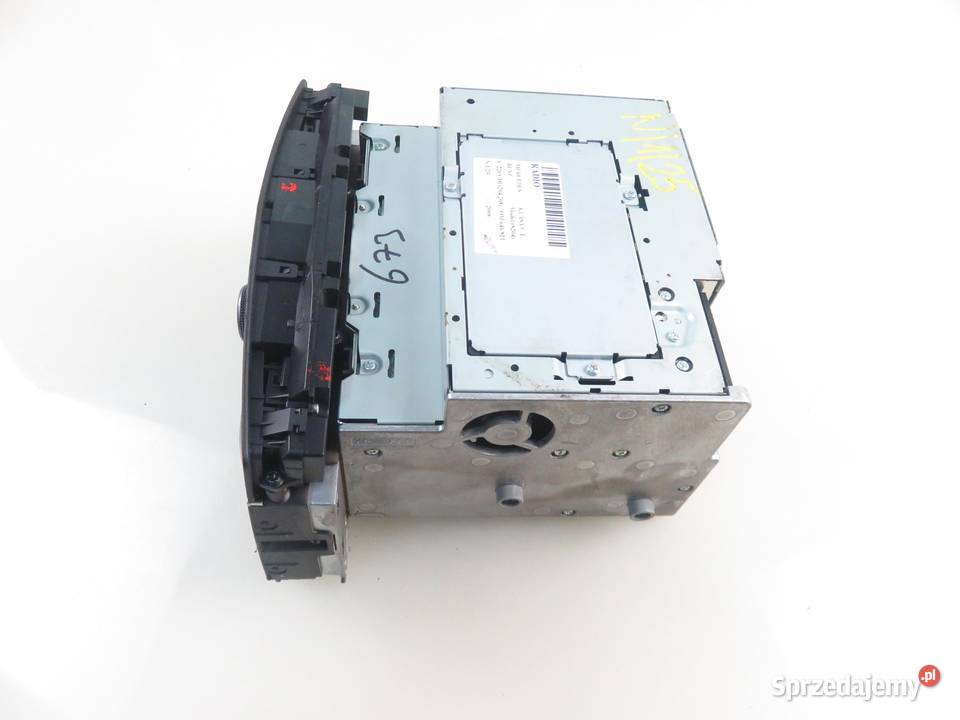 RADIO MERCEDES 204 2048703896 2048706789