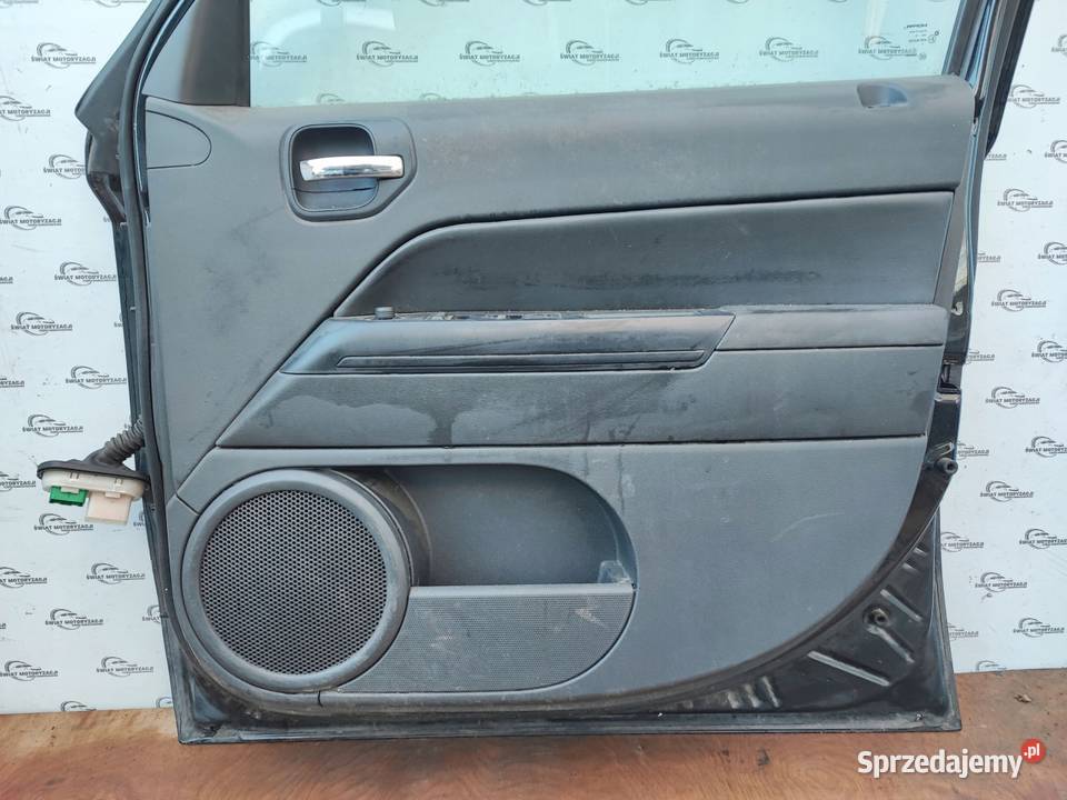 JEEP PATRIOT 10r Drzwi prawy przód 100 mikronów Drzwi Kielce sprzedam