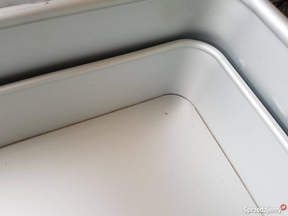 Wózek pralniczy aluminiowy z ruchomym dnem 600L