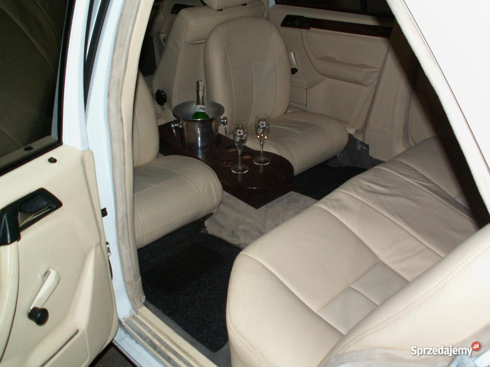 Limuzyna Mercedes Pullman na Śluby Studniówki i wspomaganie kierownicy Piotrówka