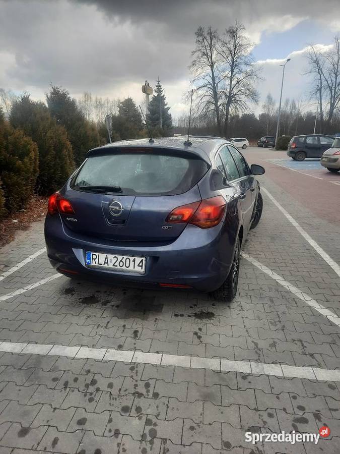 Opel Astra2010 17 cdti 125 nieuszkodzony Astra sprzedam