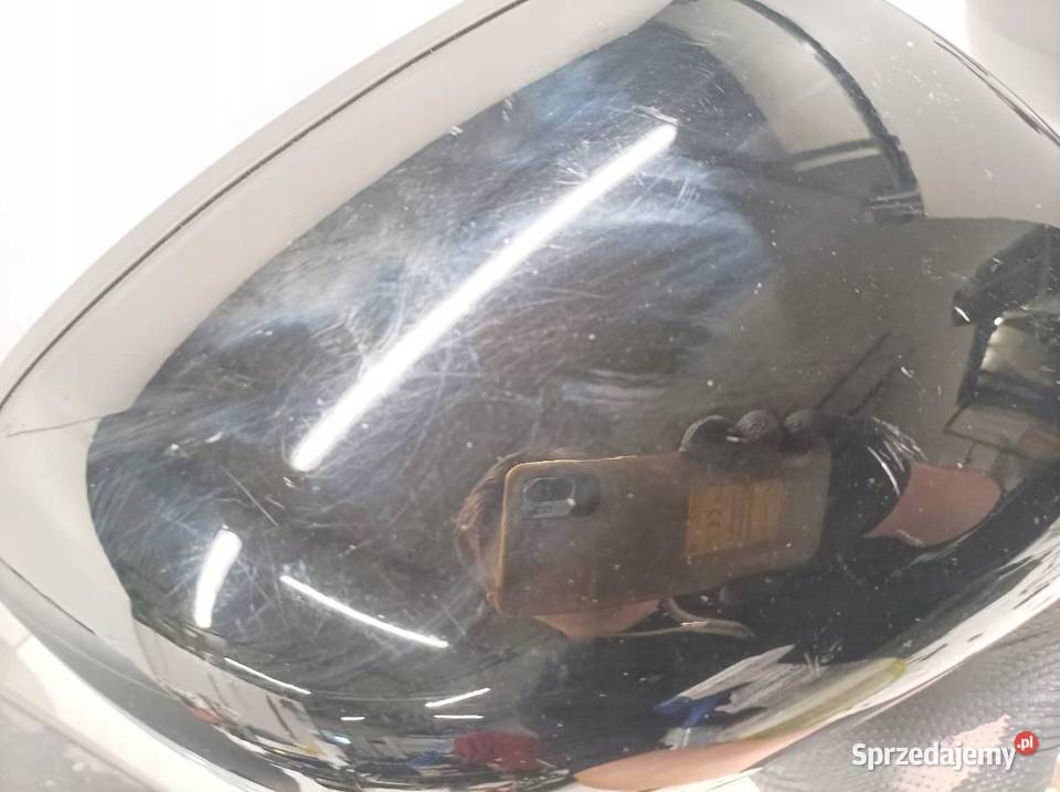 LUSTERKO PRAWE 14PIN EUROPA W118 MercedesBenz sprzedam
