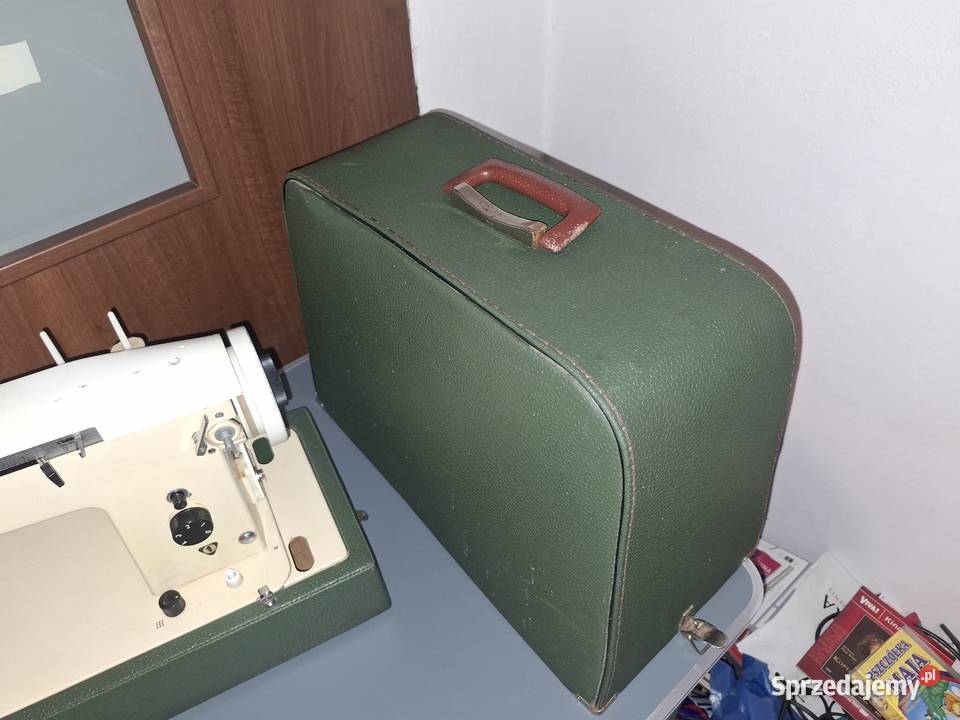 Maszyna do szycia Predom Łucznik 466 Brak