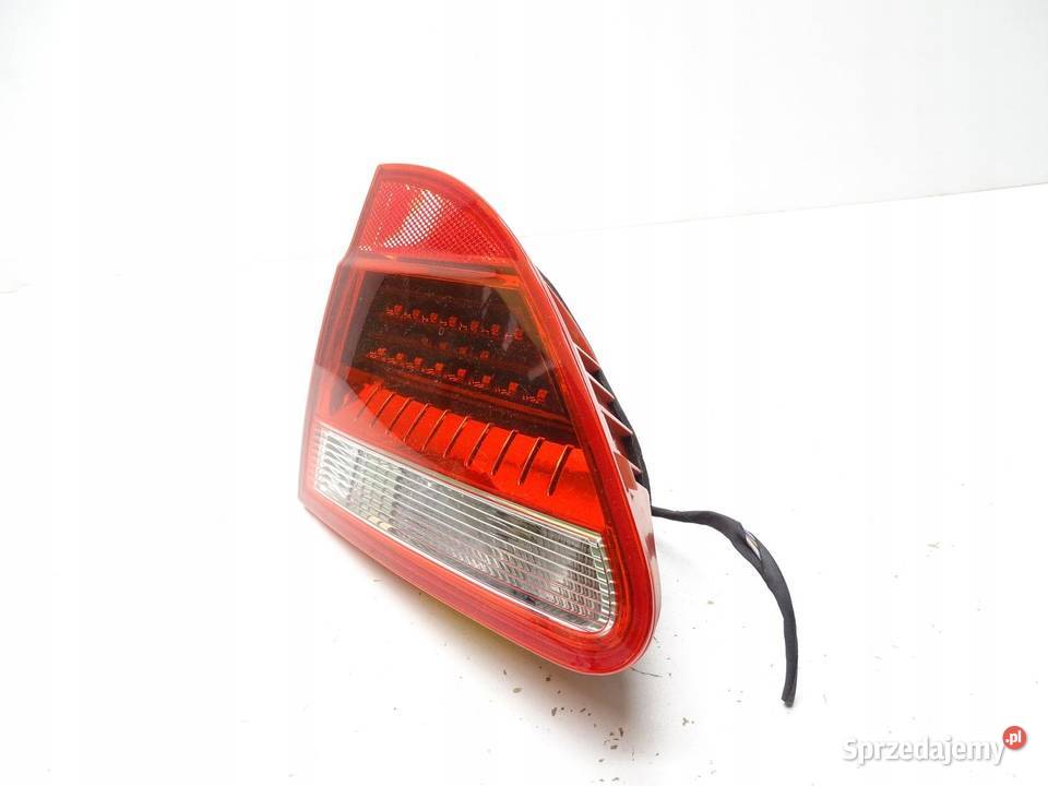 LAMPA PRAWY TYŁ PRAWA TYLNA W KLAPĘ 3R5945094C małopolskie